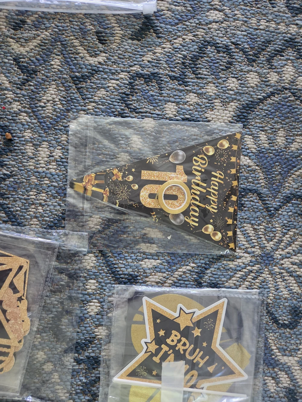 Gold and Black Birthday Party Confetti and Decorations - Kids Accessories
